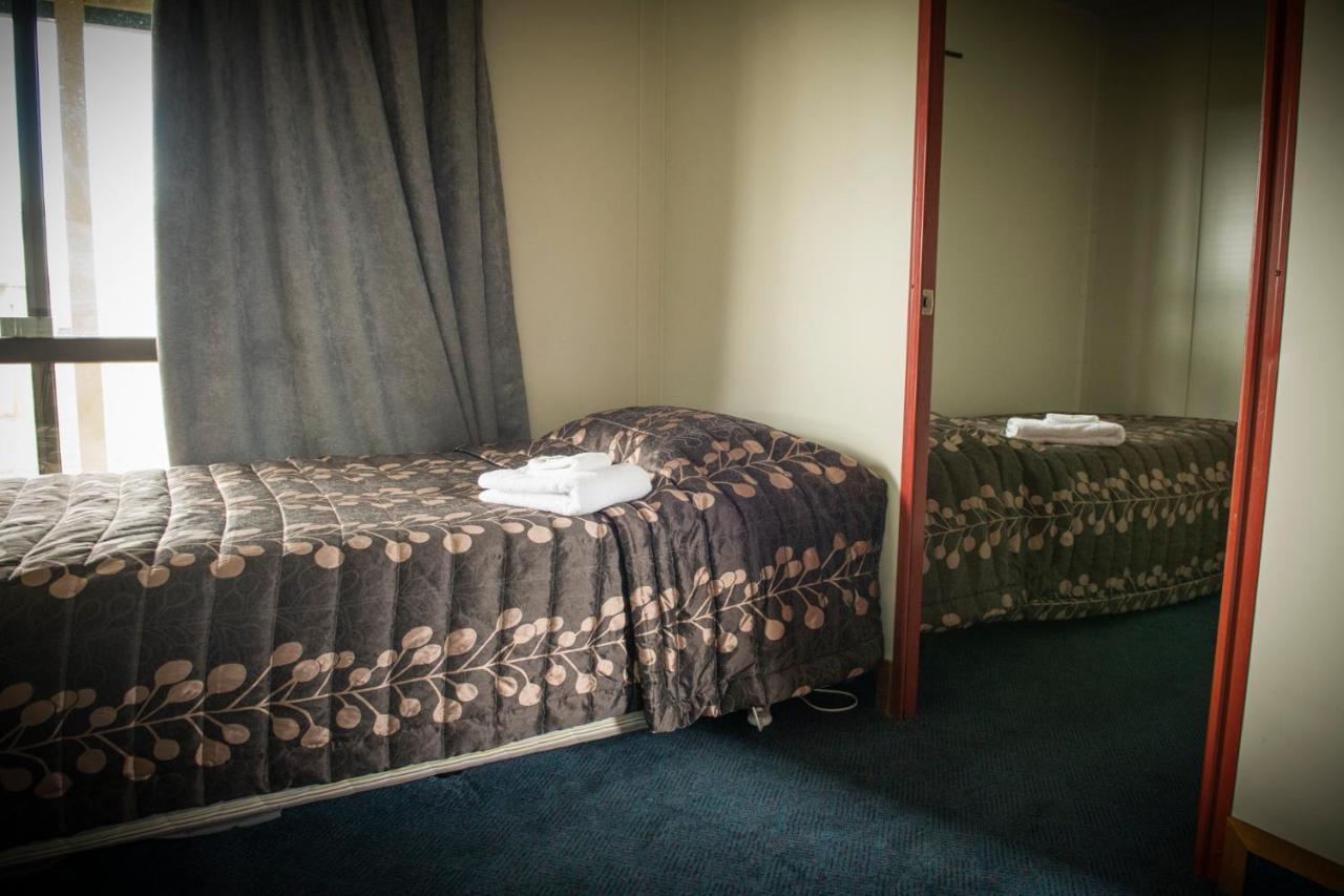 Rangiora Eco Holiday Park Fernside Экстерьер фото