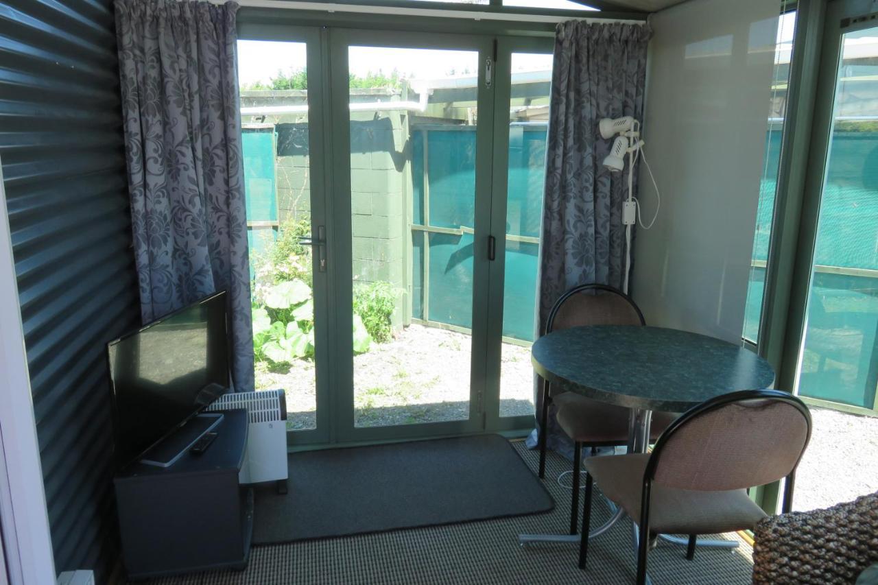 Rangiora Eco Holiday Park Fernside Экстерьер фото